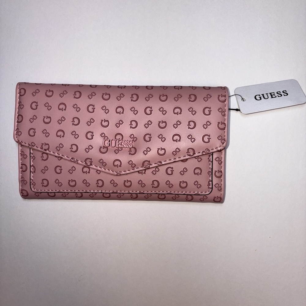 GUESS Women's Trifold Wallet Pink